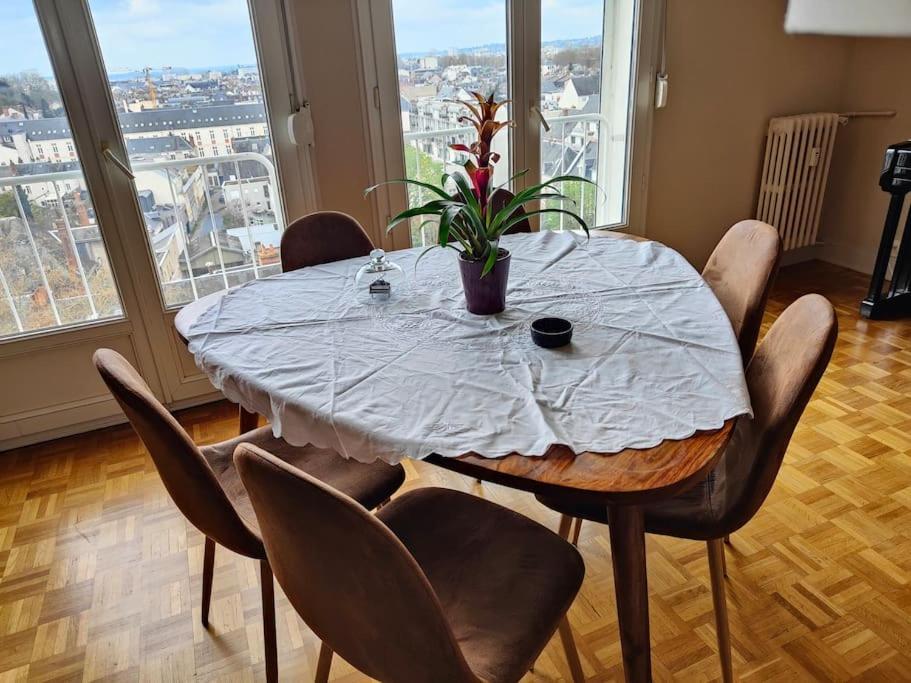 Superbe Appartement Lumineux Avec Vue Imprenable Tours Exterior foto
